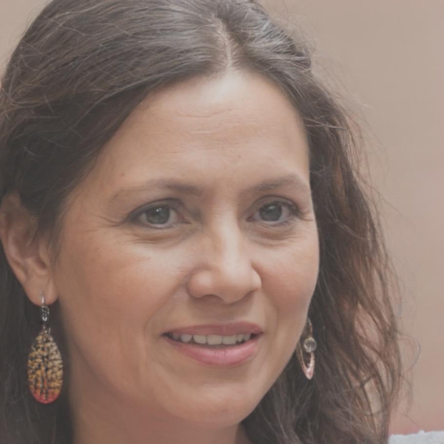 Portrait de Marie Dubois, experte en gestion patrimoniale